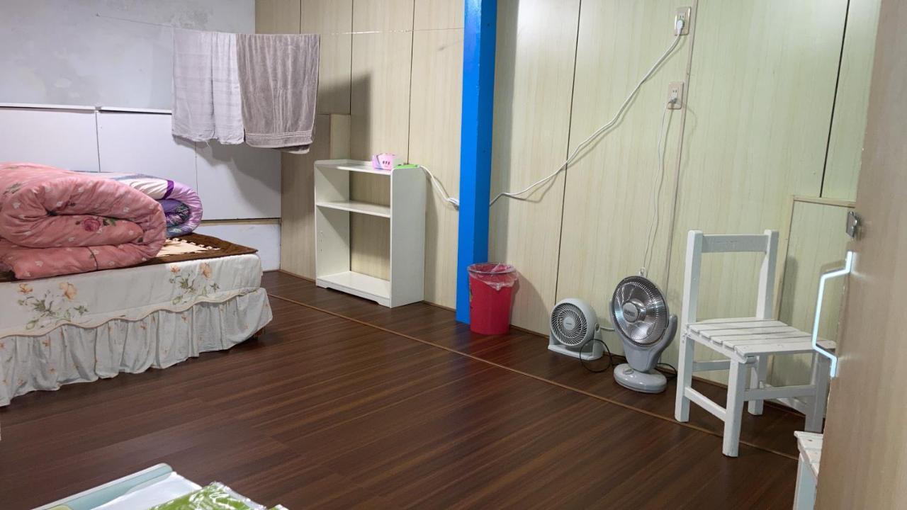 老老街 誠君民宿 Fenchihu Extérieur photo