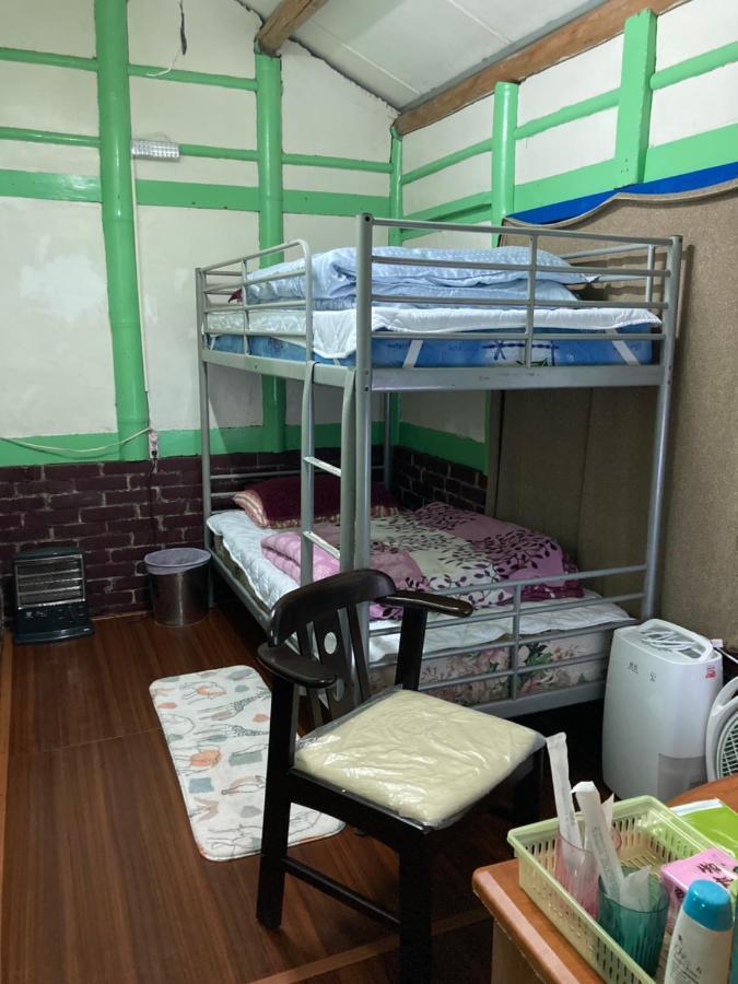 老老街 誠君民宿 Fenchihu Extérieur photo