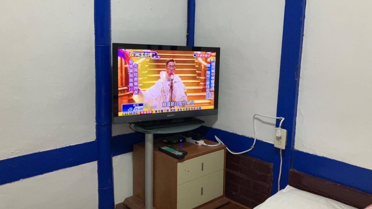 老老街 誠君民宿 Fenchihu Extérieur photo